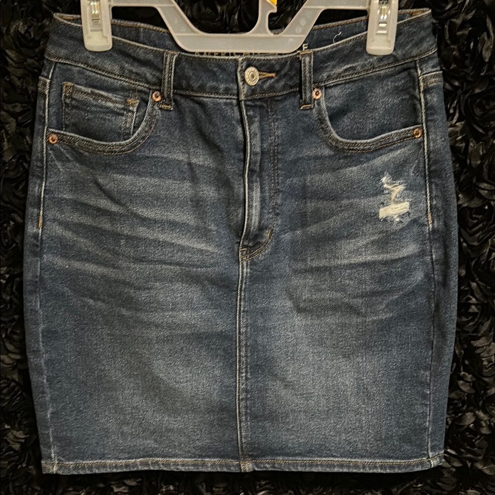 American Eagle Jean Skirt, size 8